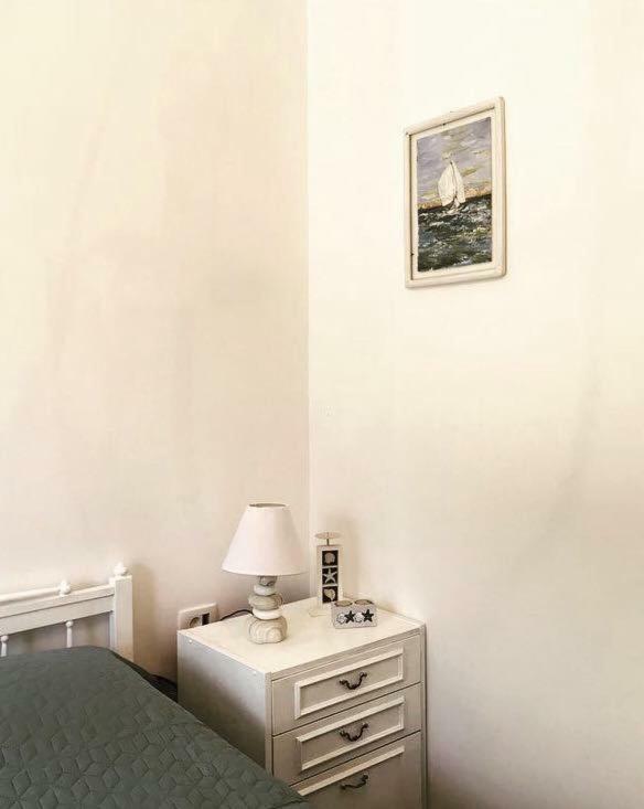 Faros Oasis Apartamento Gdinj Exterior foto